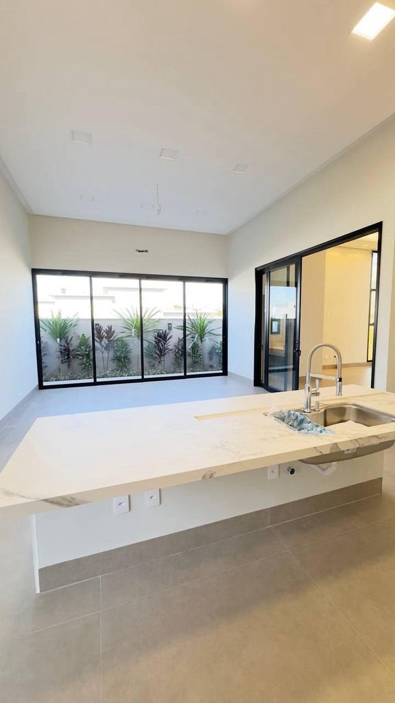 residential-/-condo-3-quartos-247m2-condominio-florais-italia-cuiaba-mt