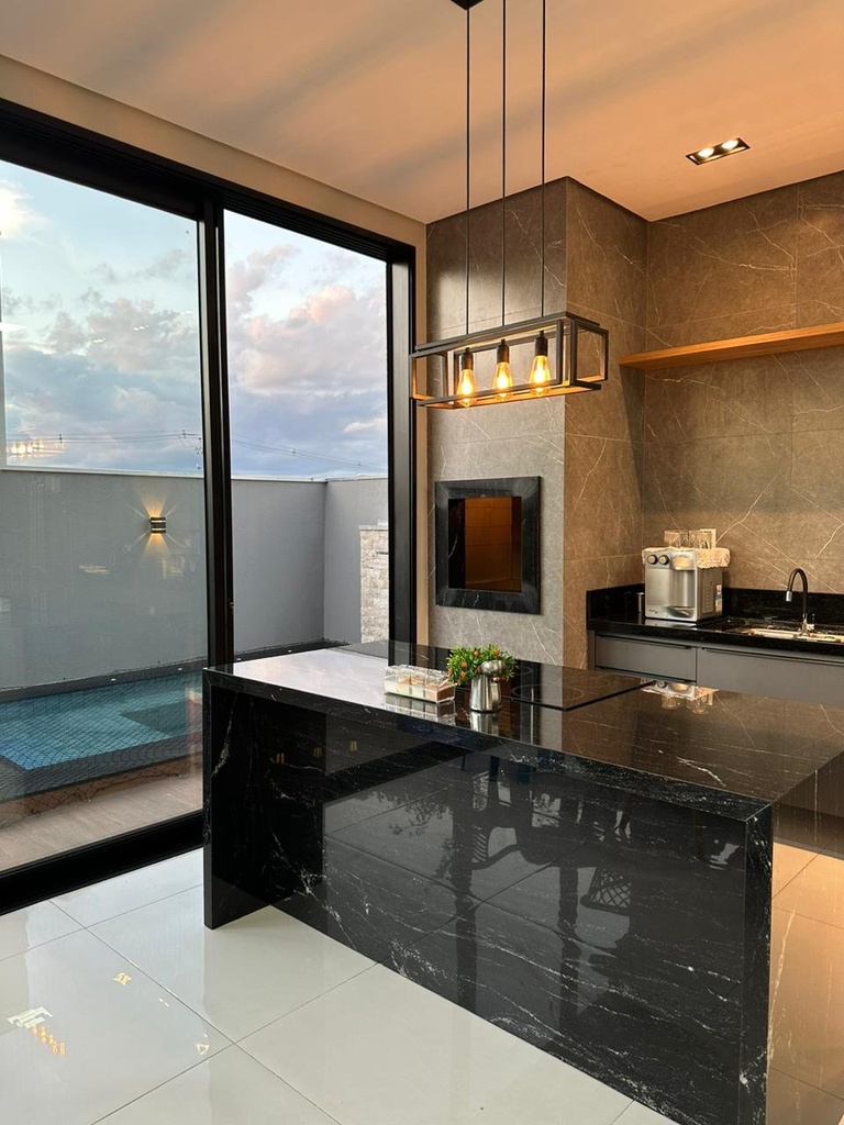residential-/-condo-3-quartos-186m2-jardim-imperial-cuiaba-mt