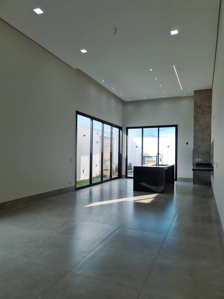 residential-/-condo-3-quartos-205m2-condominio-florais-da-mata-varzea-grande-mt