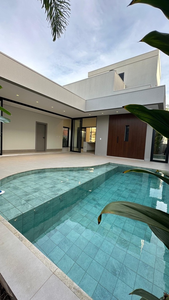 residential-/-condo-3-quartos-247m2-condominio-florais-italia-cuiaba-mt