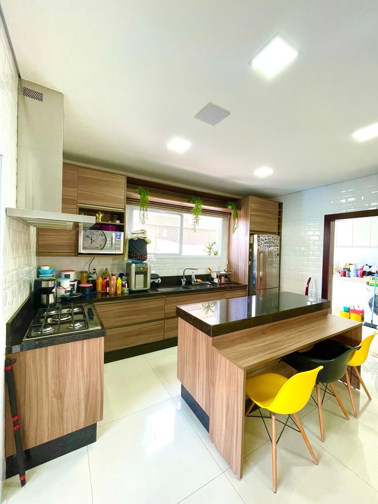 residential-/-home-4-quartos-405m2-jardim-imperial-cuiaba-mt
