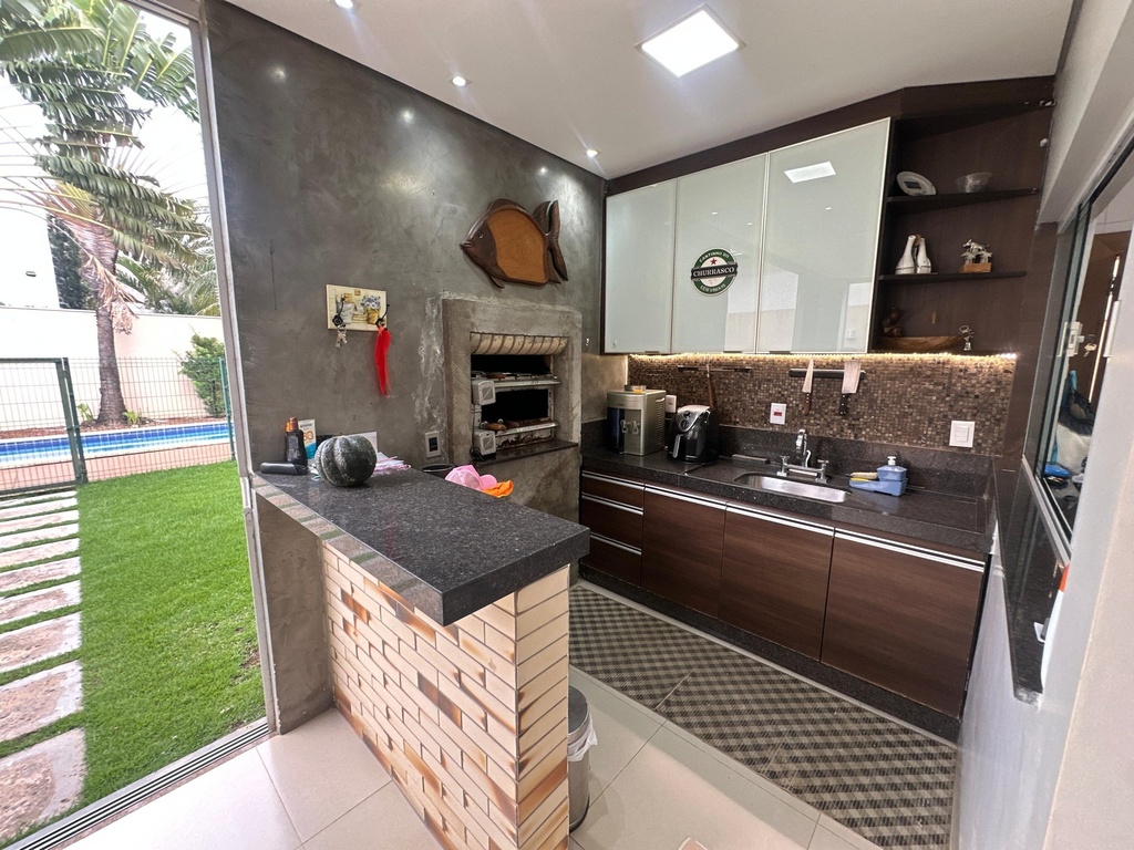 residential-/-home-4-quartos-204m2-jardim-imperial-cuiaba-mt